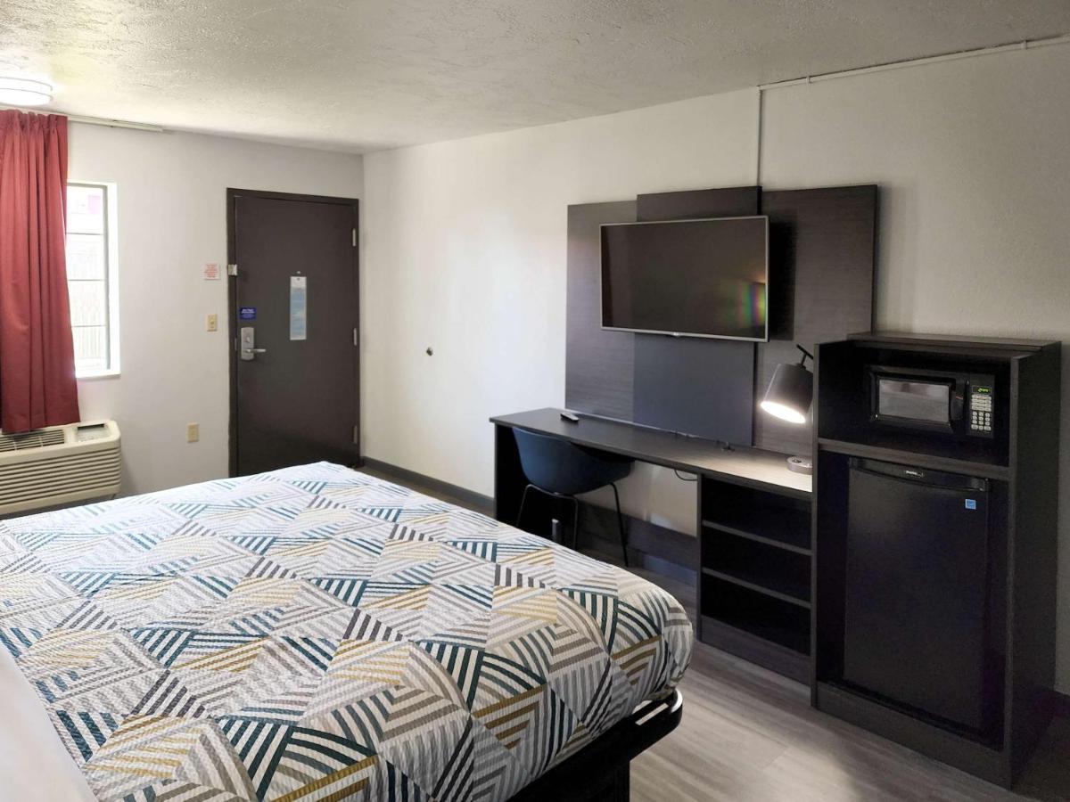 Motel 6 Oklahoma City Ok Frontier City Edmond Exteriör bild