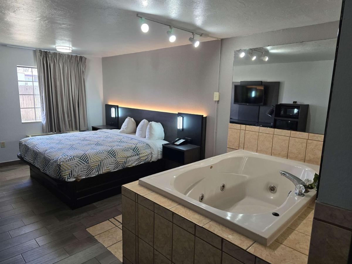 Motel 6 Oklahoma City Ok Frontier City Edmond Exteriör bild